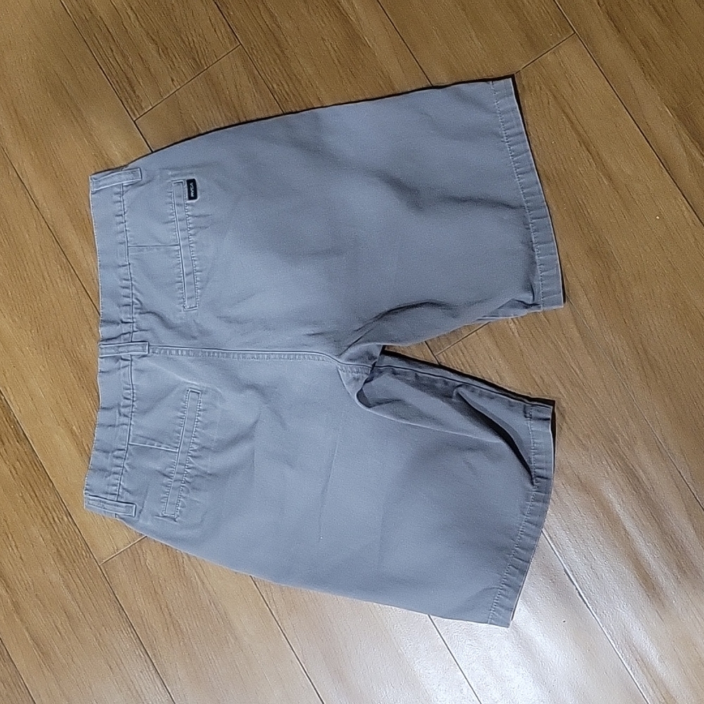 Mens RVCA shorts - Picture 3 of 3